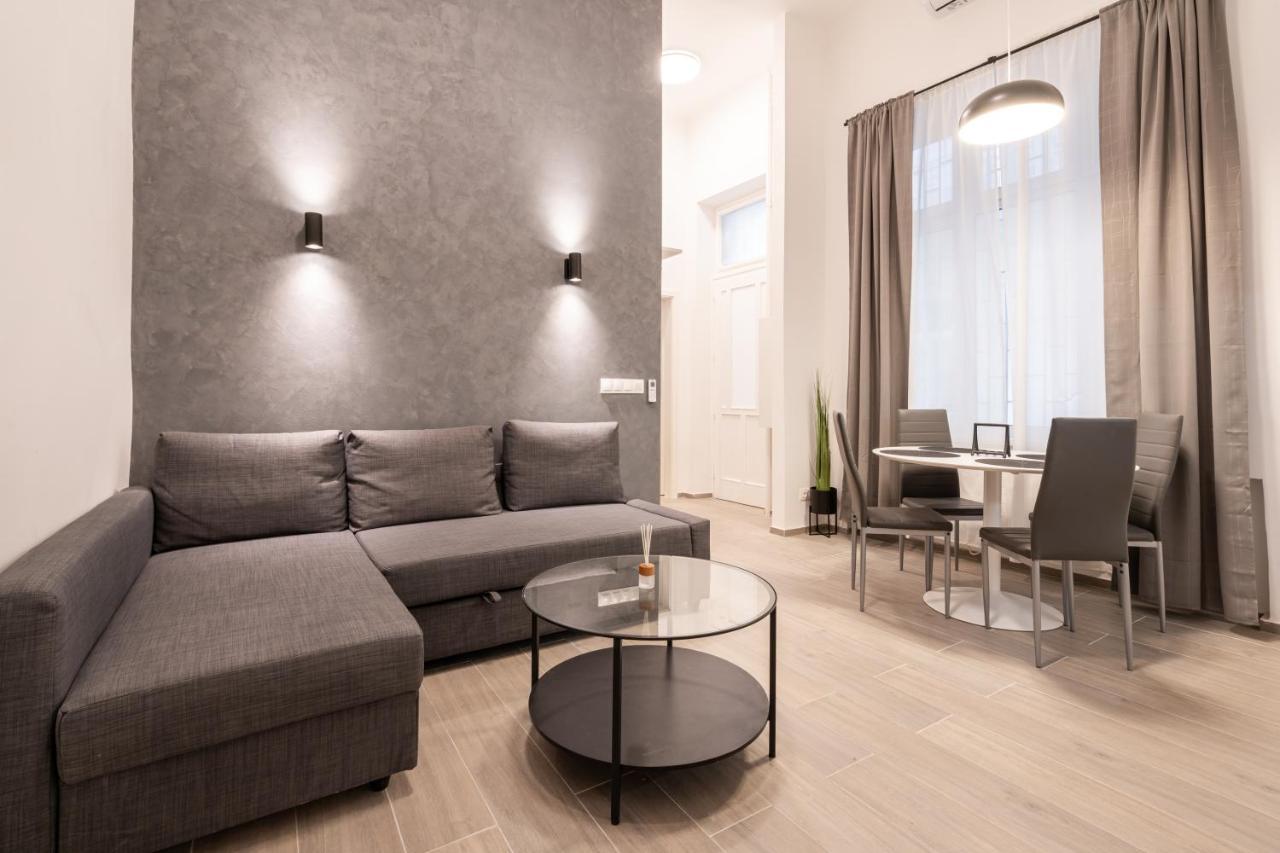 K10- Boutique Apartments, Best Location. By Bqa Budapest Extérieur photo